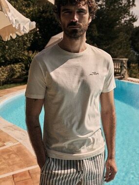 Octobre Editions- Sezane- XXL Men's Crew Neck T-Shirt in Cream